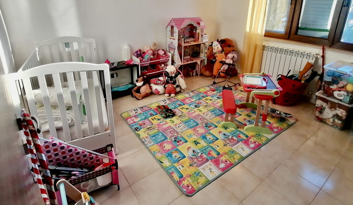F3776EB4-A764-40DA-9F8D-8DE2BD0516D7_1_201_a