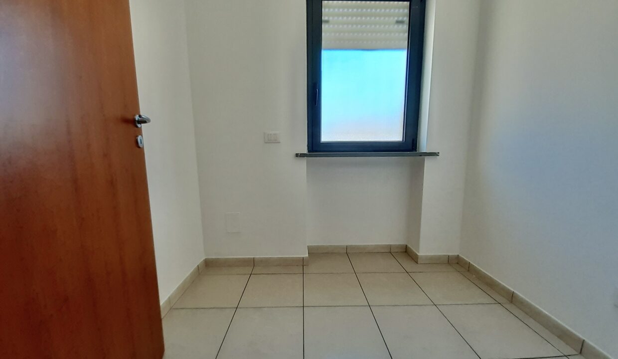 0221E704-9F62-4BD8-AC67-0A56874994F5_1_201_a